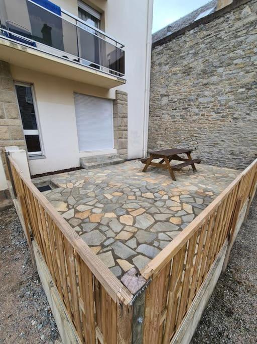 50M De La Plage: Studio Au Coeur Du Centre ! Leilighet Saint-Cast-le-Guildo Eksteriør bilde